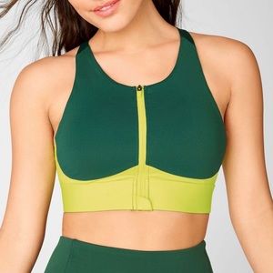 Fabletics no bounce zip up sports bra size large
